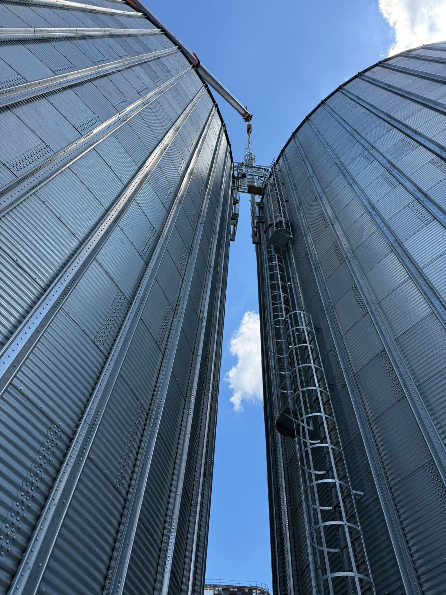 Modern agro-industrial silos